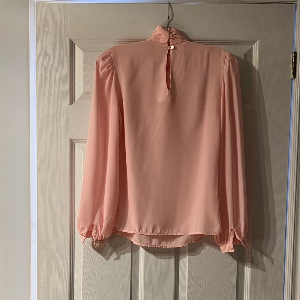 Elegant Pink Pleated Blouse - Picture 2 of 3